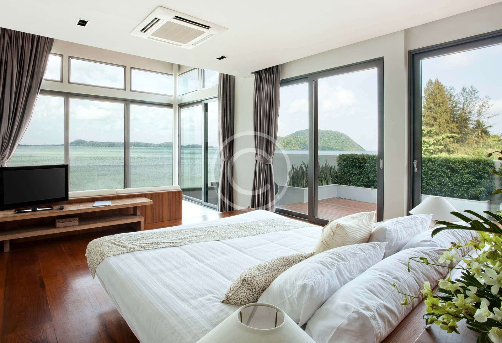 Ocean View Apartment